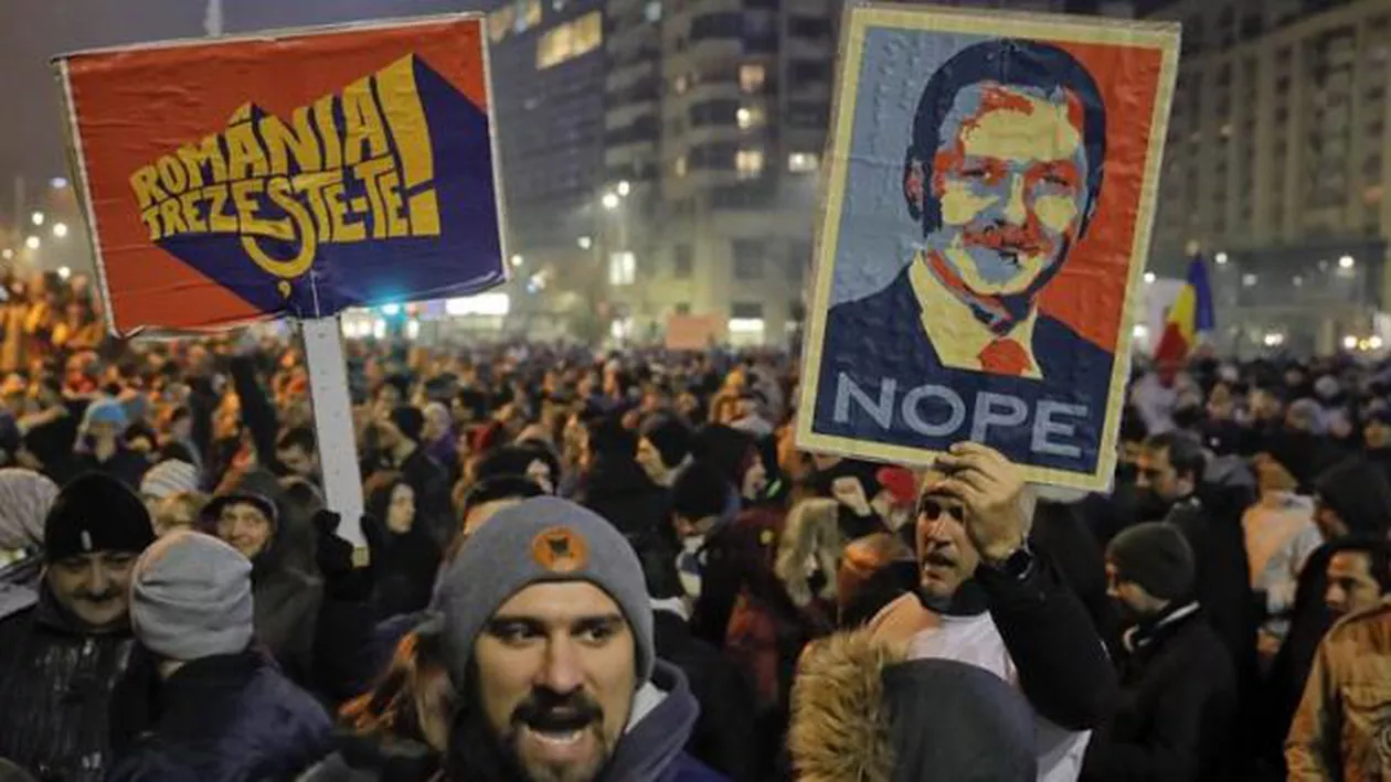 Un nou protest împotriva Guvernului, anunţat în Piaţa Victoriei: Vrem Europa, nu dictatură