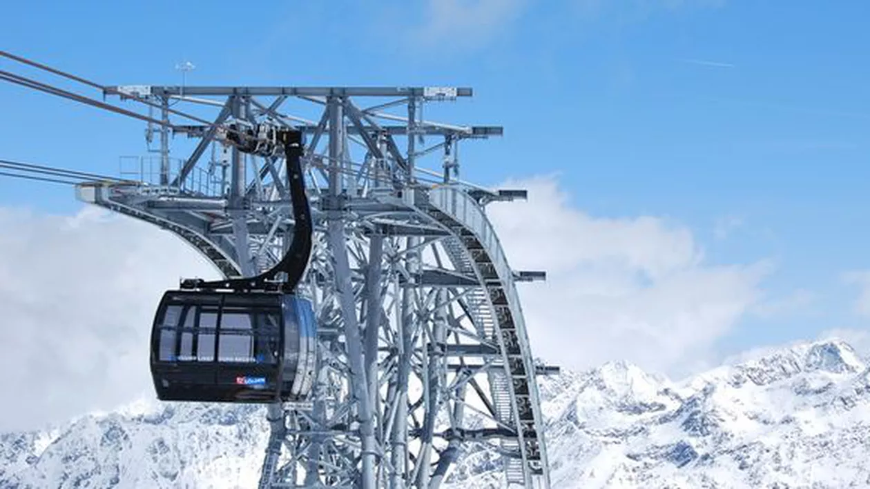 Sibiu: Persoanele blocate în telecabine au fost salvate