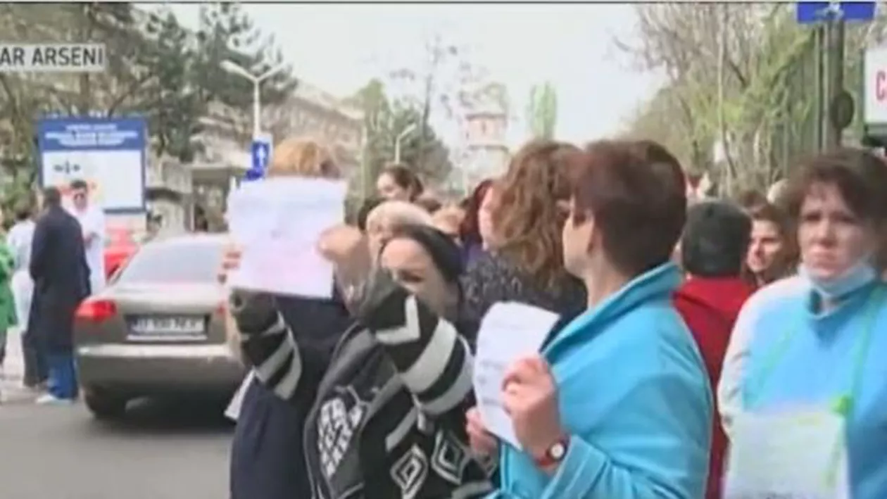 București: Protest spontan al angajaților de la Spitalului Bagdasar Arseni. Oamenii contestă scăderile salariale (VIDEO)