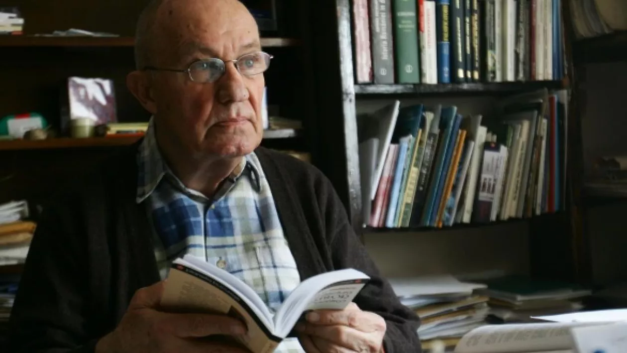 A murit Dinu C. Giurescu, academician și fost deputat în Parlamentul României
