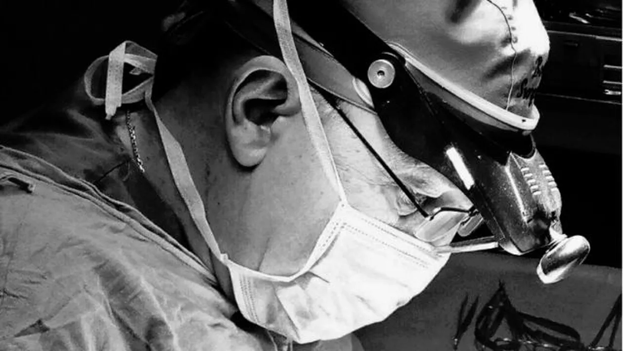 Un cunoscut MEDIC, mesaj către guvernanți: Ați ras tot ce se putea rade! Dar nu cu briciul, ci cu sabia de samurai