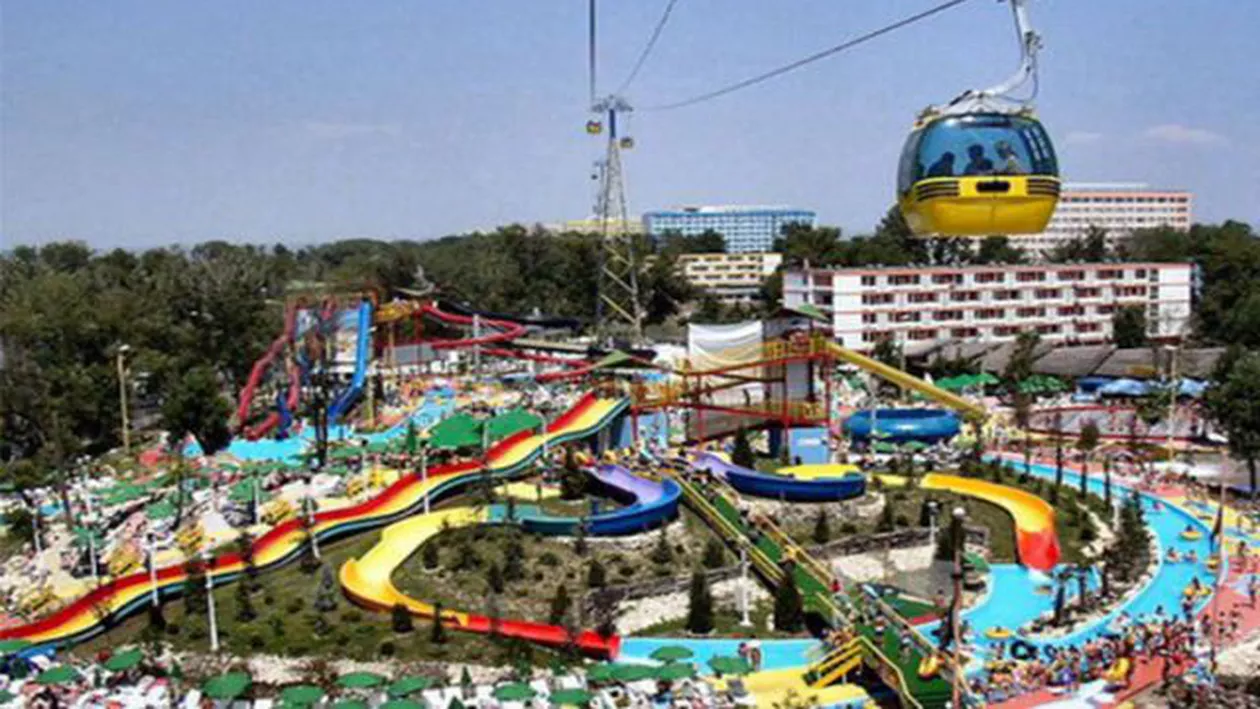 Incident la inaugurarea unui CLUB DE FIŢE din Mamaia: Un elicopter cu invitaţi a SCĂPAT DE SUB CONTROL după aterizare! (VIDEO)