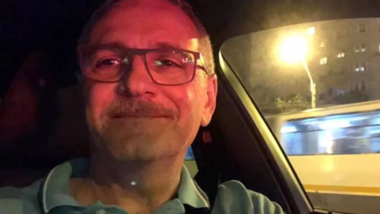 Dragnea a fost la mare cu iubita, cu o MAŞINĂ DE LUX care costă peste 100.000 de euro şi care NU APARE în declaraţia de avere! (FLAGRANT FOTO)