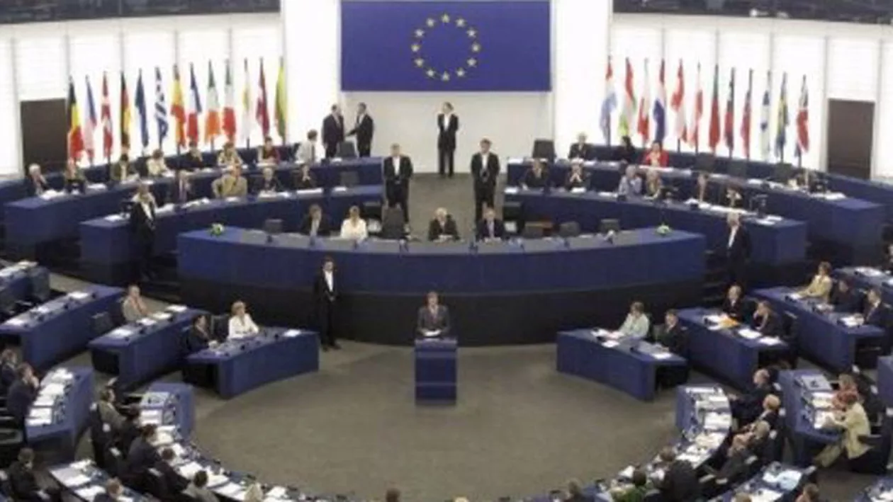 Vicepreședintele Parlamentului European, critici după declarațiile lui Klaus Iohannis pe legile justiției: Vrea să câștige timp 