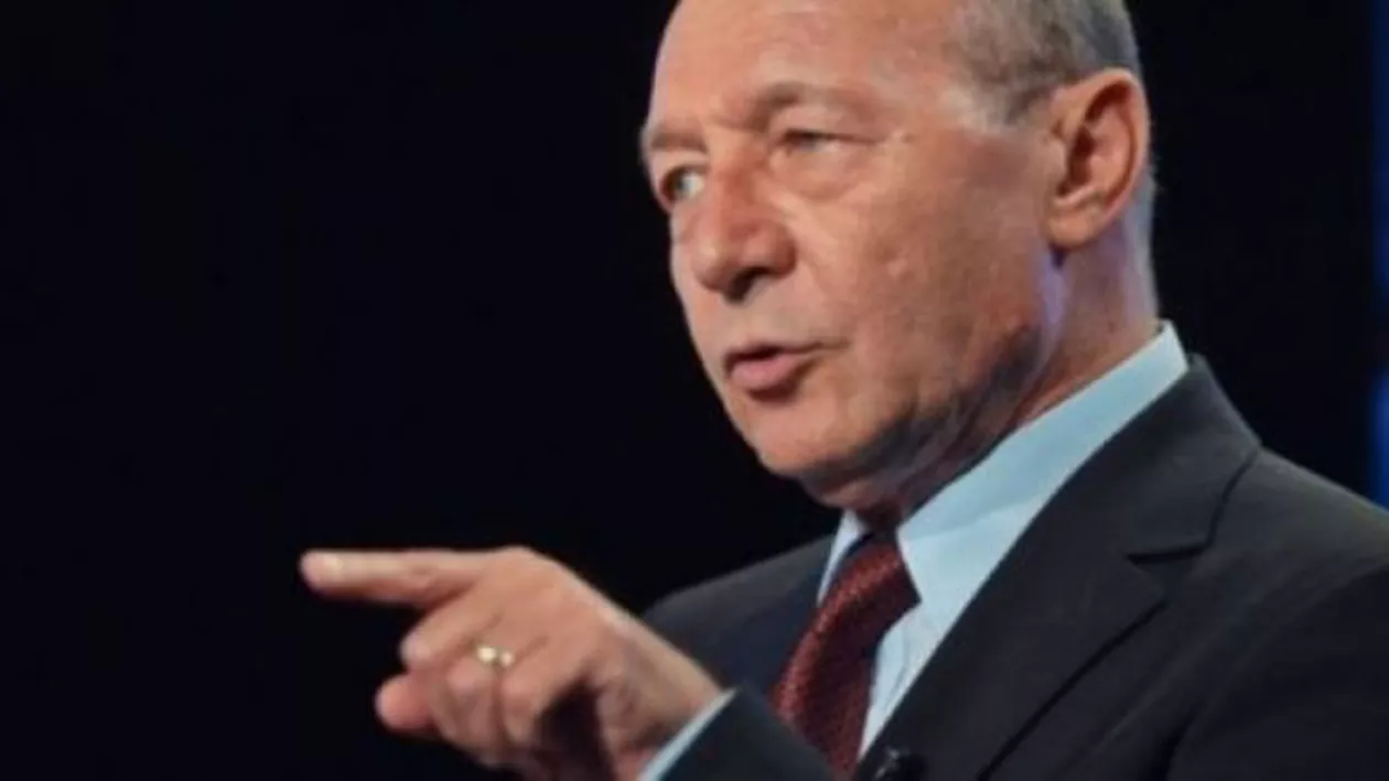 Băsescu: N-aș vrea, ferească Dumnezeu, să fie o grupare de CRIMĂ ORGANIZATĂ / Amănunte INCREDIBILE din culisele luptei pentru putere: ”Ce p**a mea, în câțiva ani CONDUCEM ŢARA!” (VIDEO)