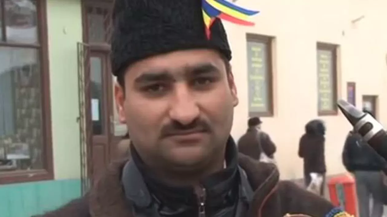 HALUCINANT! „Popa de la Mediaș” anchetat de poliție după ce și-a bătut nevasta live pe Facebook (VIDEO)