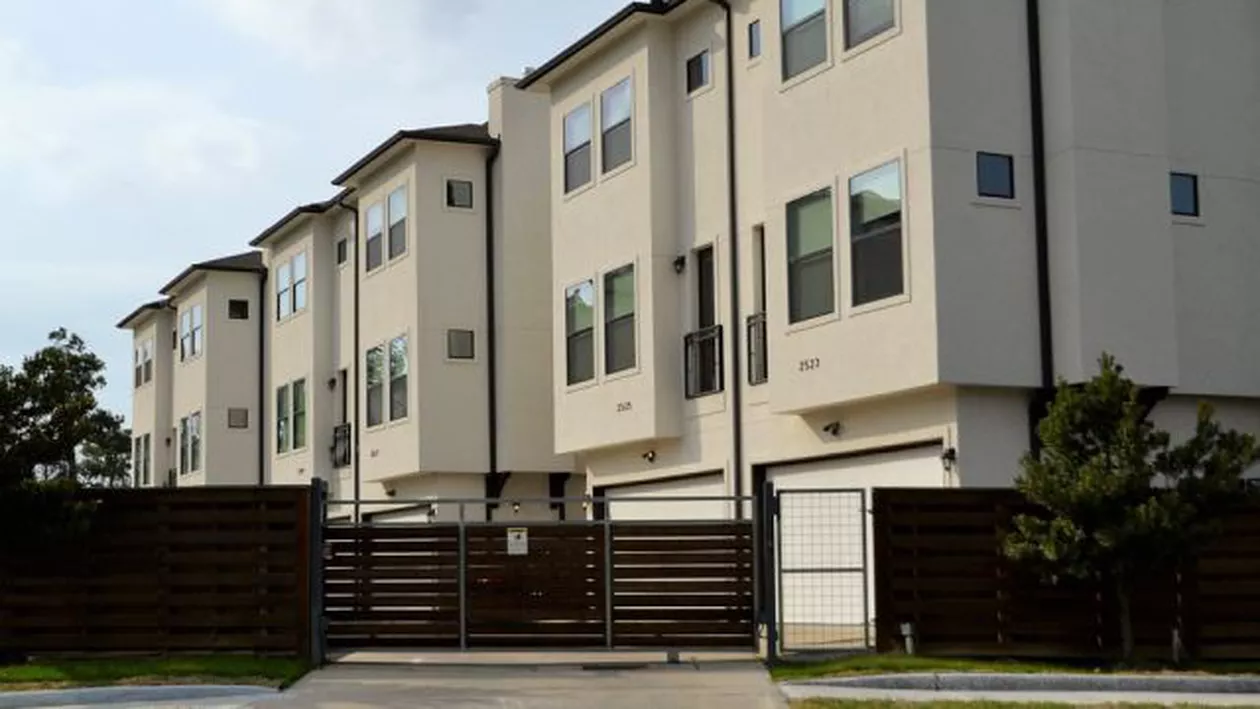 Ce se întâmplă cu preţurile apartamentelor în cele mai mari oraşe din ţară. În Cluj, apartamentele sunt mai scumpe cu 14% faţă de cele din Bucureşti