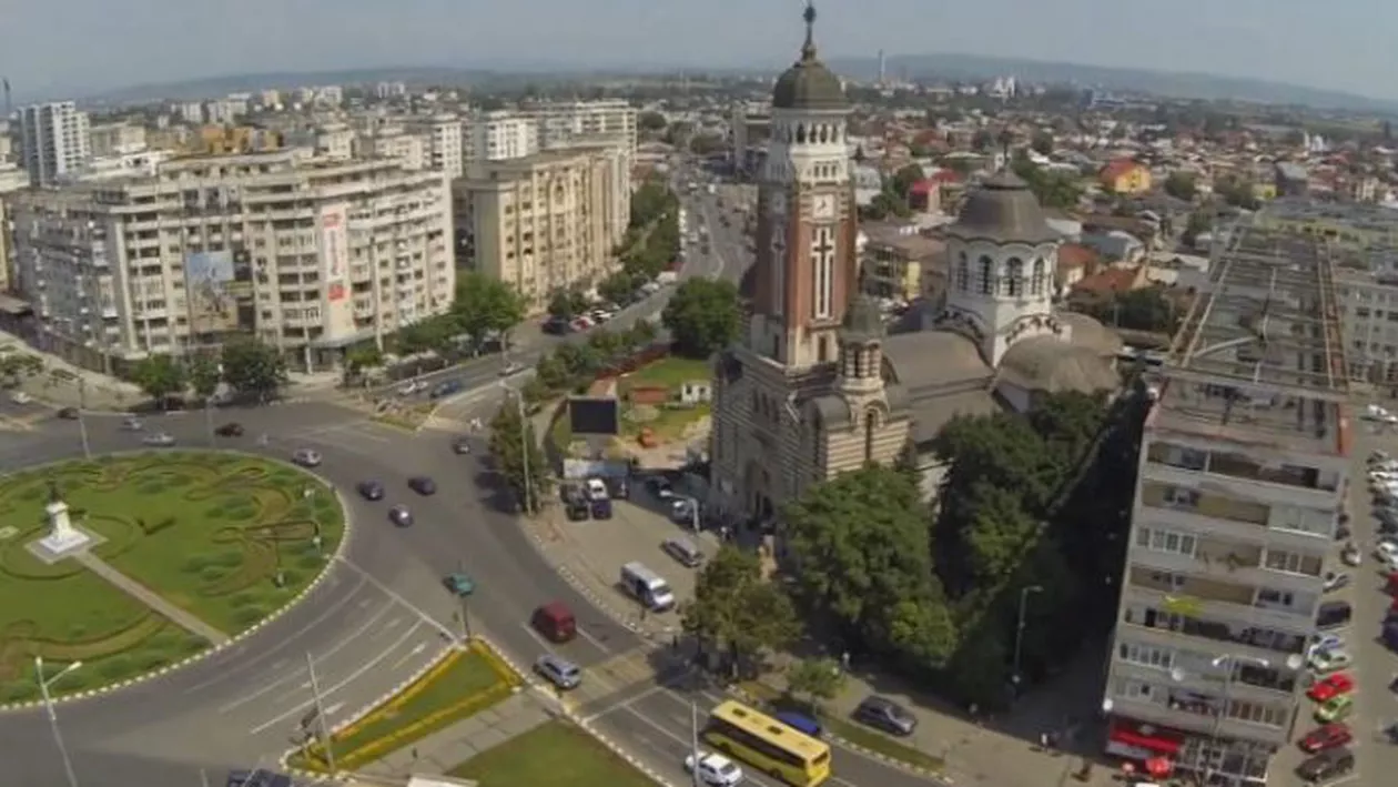 Amendă de circulație dată pentru anul 20.158 unui bărbat aflat la serviciu. Are muncă de birou