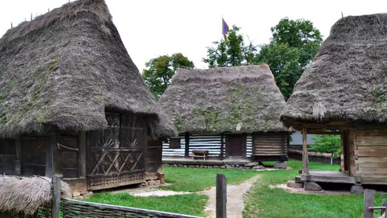 Incident la Muzeul Satului din Capitală: Mai multe case ar fi fost vandalizate în timpul nopții