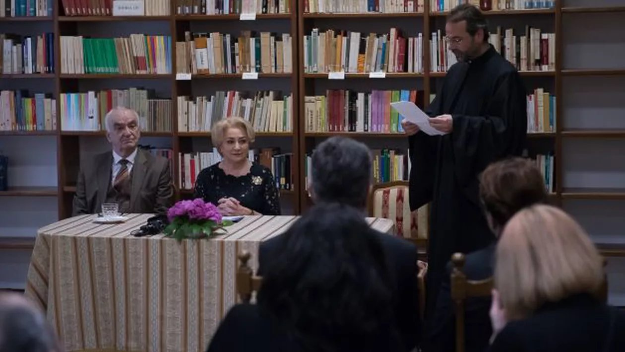 Dăncilă s-a întâlnit cu studenţii români de la Vatican. Ce le-a promis premierul (FOTO)