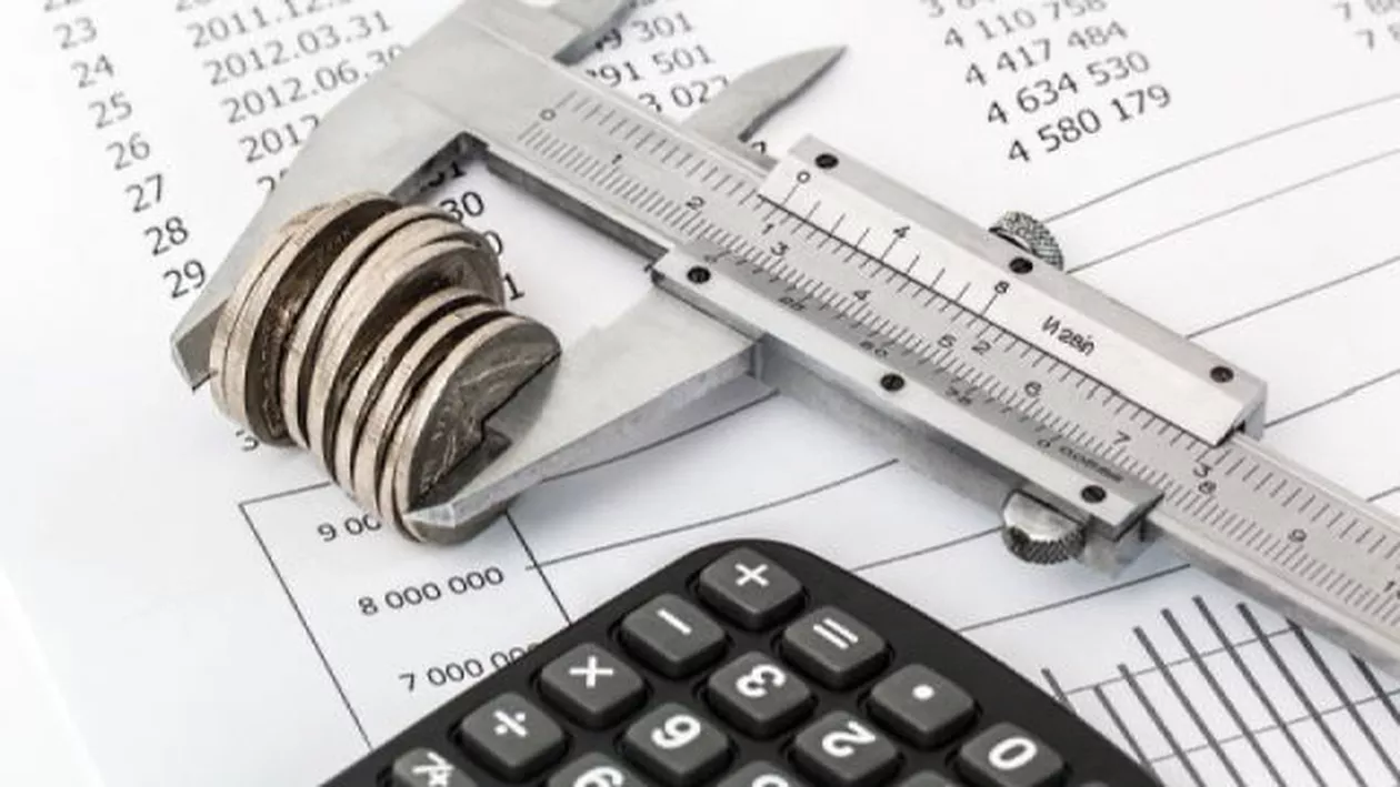 Ministerul Muncii a făcut anunțul: Pensiile scad! De când vei primi mai puțini bani...