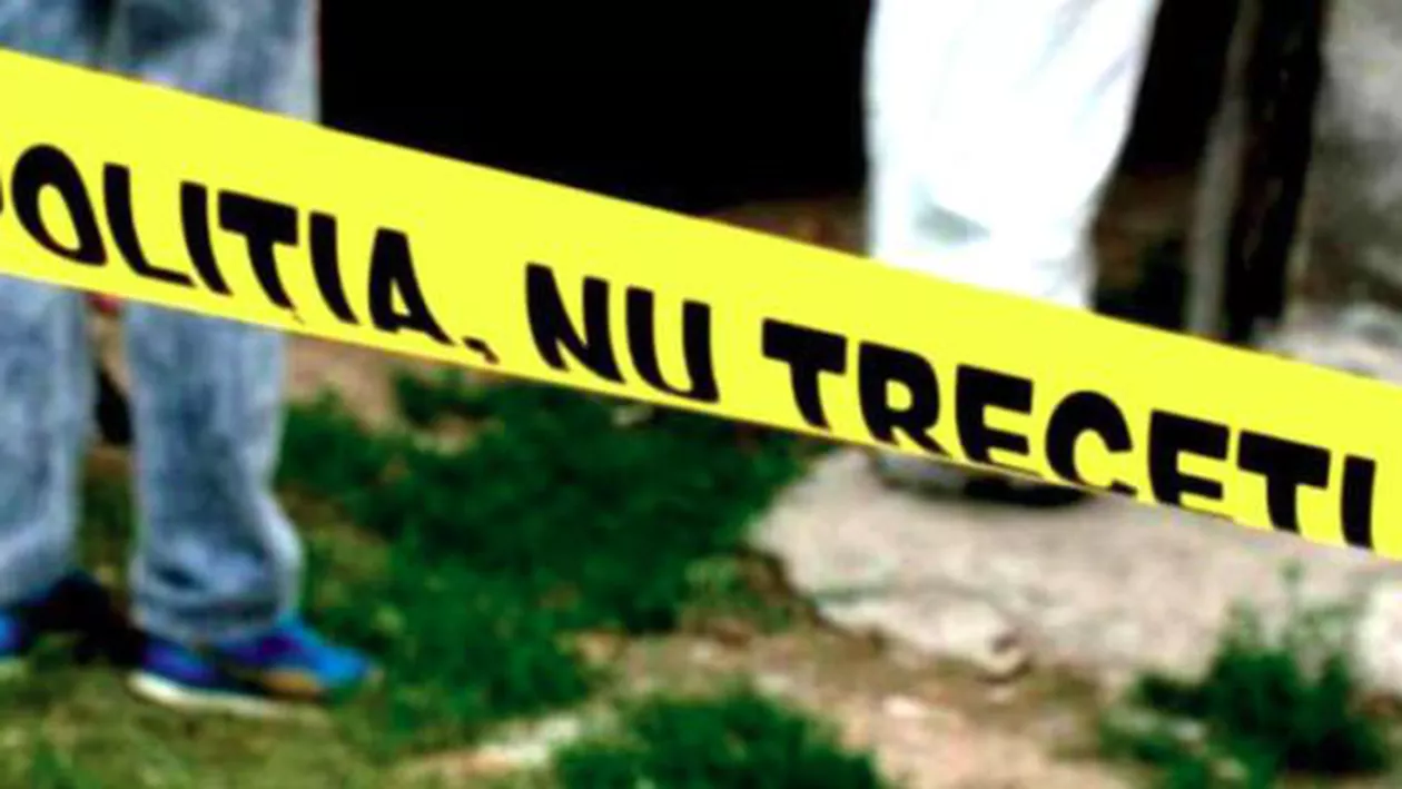 Drobeta Turnu Severin: Un bărbat și-a omorât tatăl cu peste 20 de lovituri de cuțit