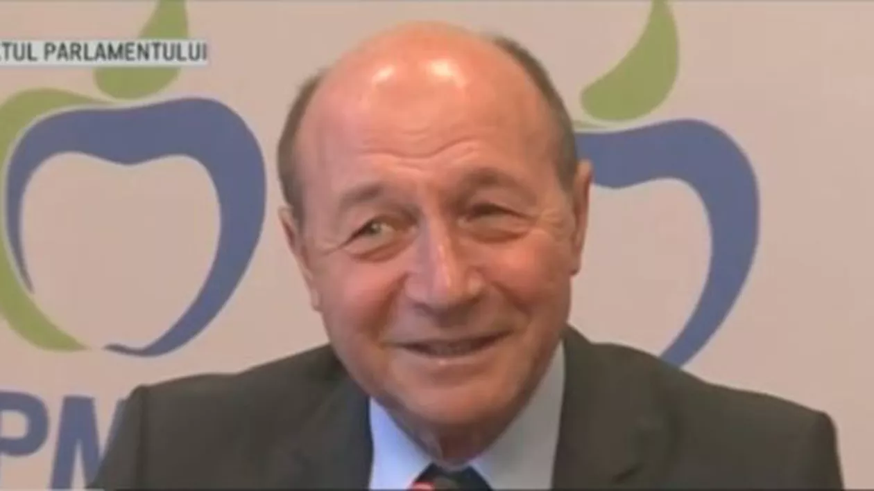 Traian Băsescu, după ”dezertările” din PMP: I-am trimis lui Dragnea trei lingăi, să îi fie de bine! (VIDEO)
