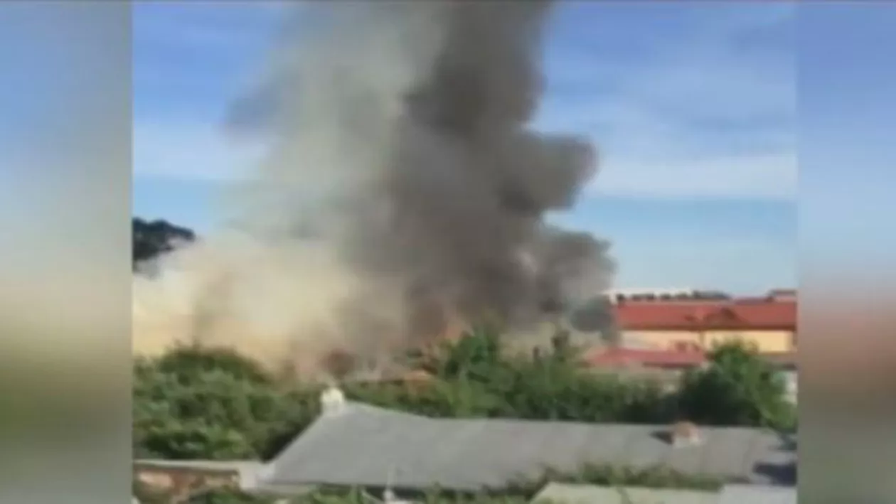 Incendiu puternic în Sectorul 2: Dezastrul a fost provocat de un copil de șase ani (VIDEO)