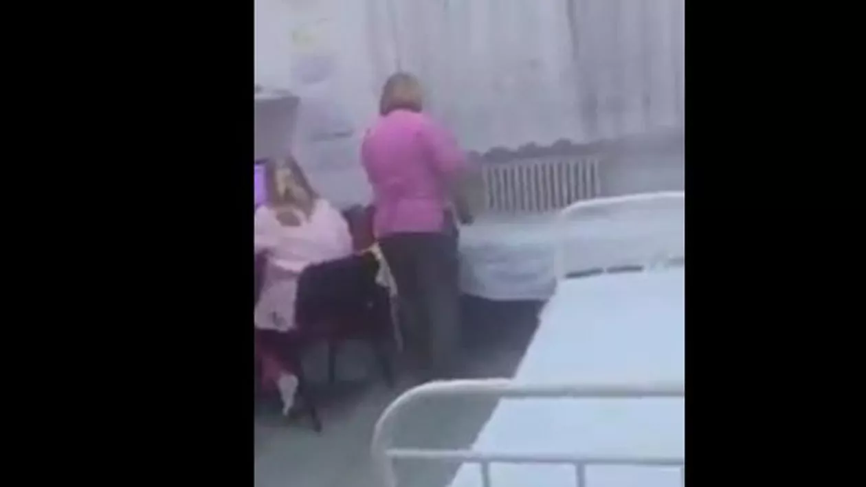 Scene REVOLTĂTOARE la un spital din Argeș! Imaginile cu o pacientă UMILITĂ au devenit VIRALE (VIDEO)