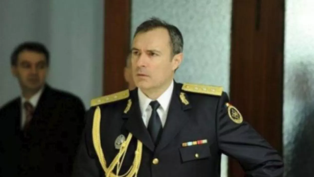 Fotografii inedite cu Florian Coldea: Povestea neştiută din spatele lor (FOTO)