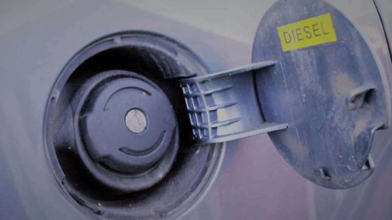 BOMBĂ: Ce se întâmplă cu mașinile diesel la mâna a doua după ce au fost interzise pe șosele