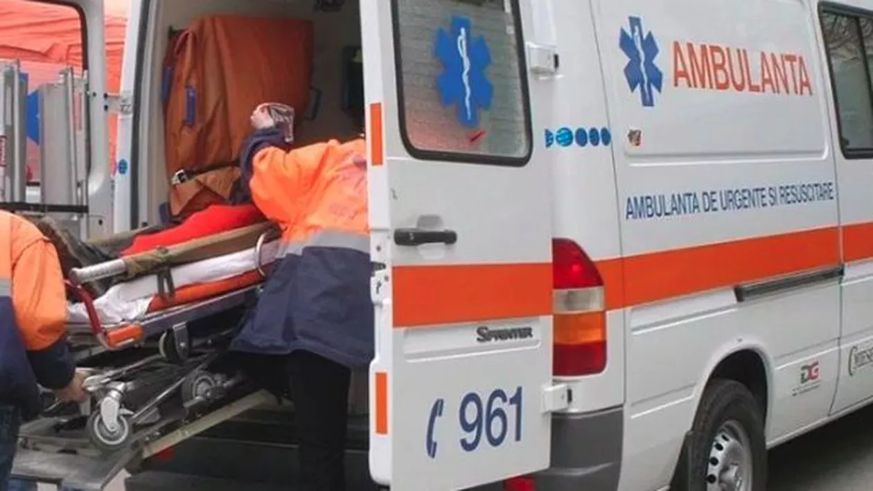 O femeie a căzut de pe un pod din apropierea centurii ocolitoare a Braşovului