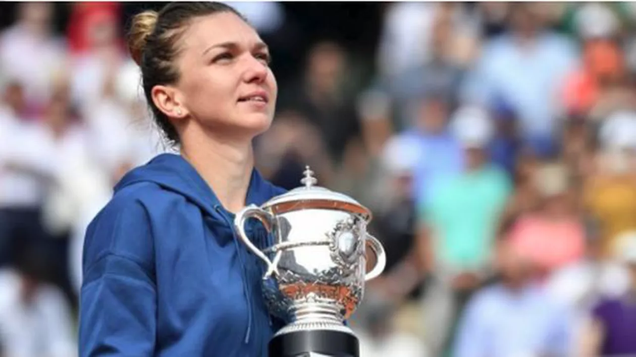 Simona Halep a făcut Parisul tărâm românesc: Imagini emoţionante cu Imnul României cântat la unison pe arena centrală de la Roland Garros (VIDEO)