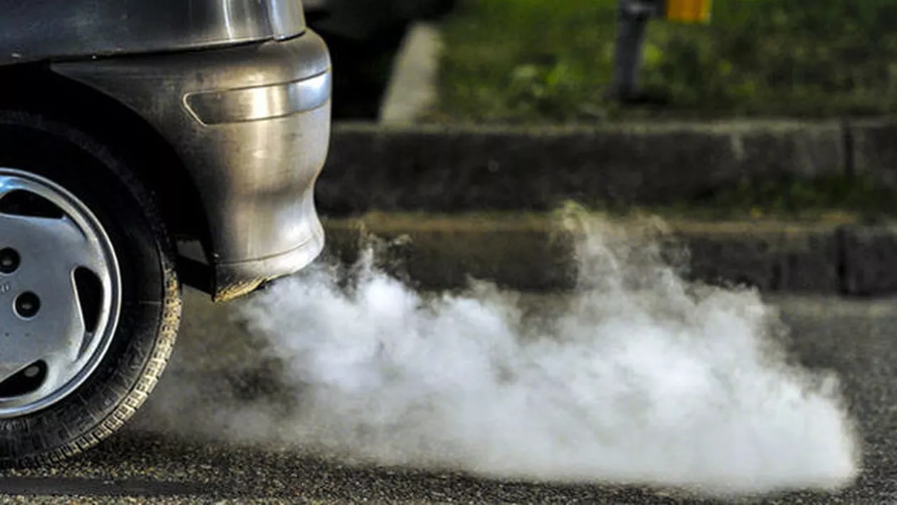 MAȘINILE DIESEL, interzise oficial: Aproape UN MILION de autoturisme deja nu mai au voie să circule pe șosele!