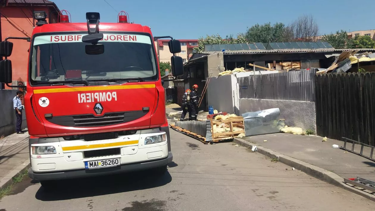 Explozie puternică în Capitală: O persoană a fost rănită (FOTO)