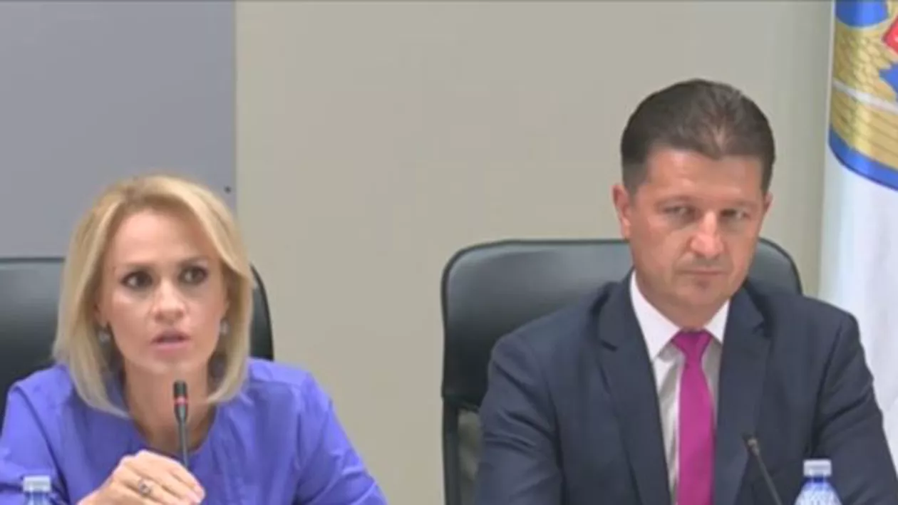 Plângere penală după ce în mai multe parcuri din Bucureşti au fost împrăştiate grăunţe otrăvitoare (VIDEO)