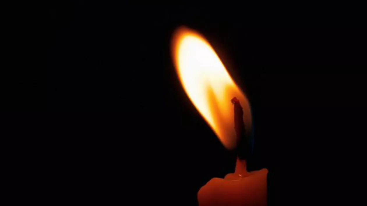 DOLIU în televiziune: O cunoscută vedetă a murit la doar 32 de ani. Fanii sunt în stare de ȘOC (FOTO)