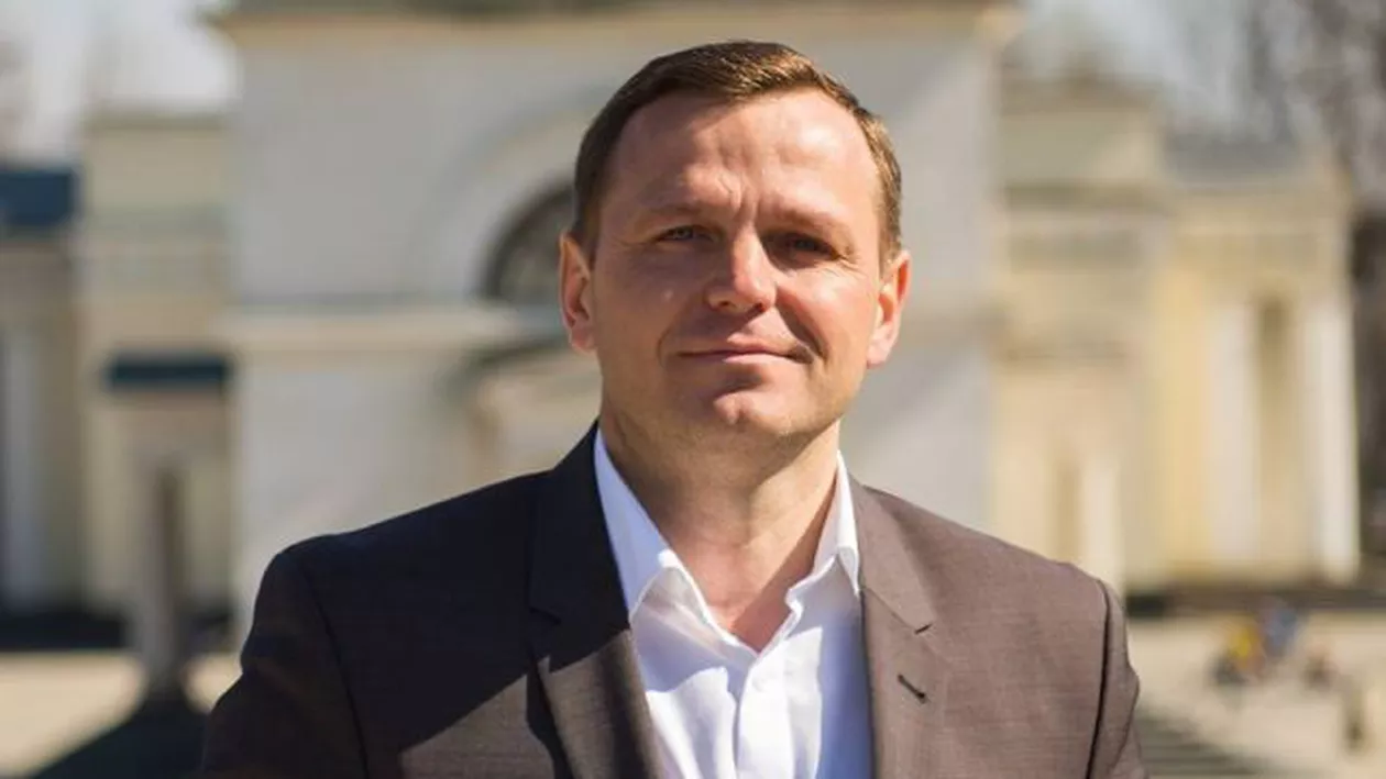 SCANDALUL de la Chişinău ia amploare. Decizia de invalidare a mandatului lui Andrei Năstase, menţinută. În continuare, NICIO REACŢIE a preşedintelui României