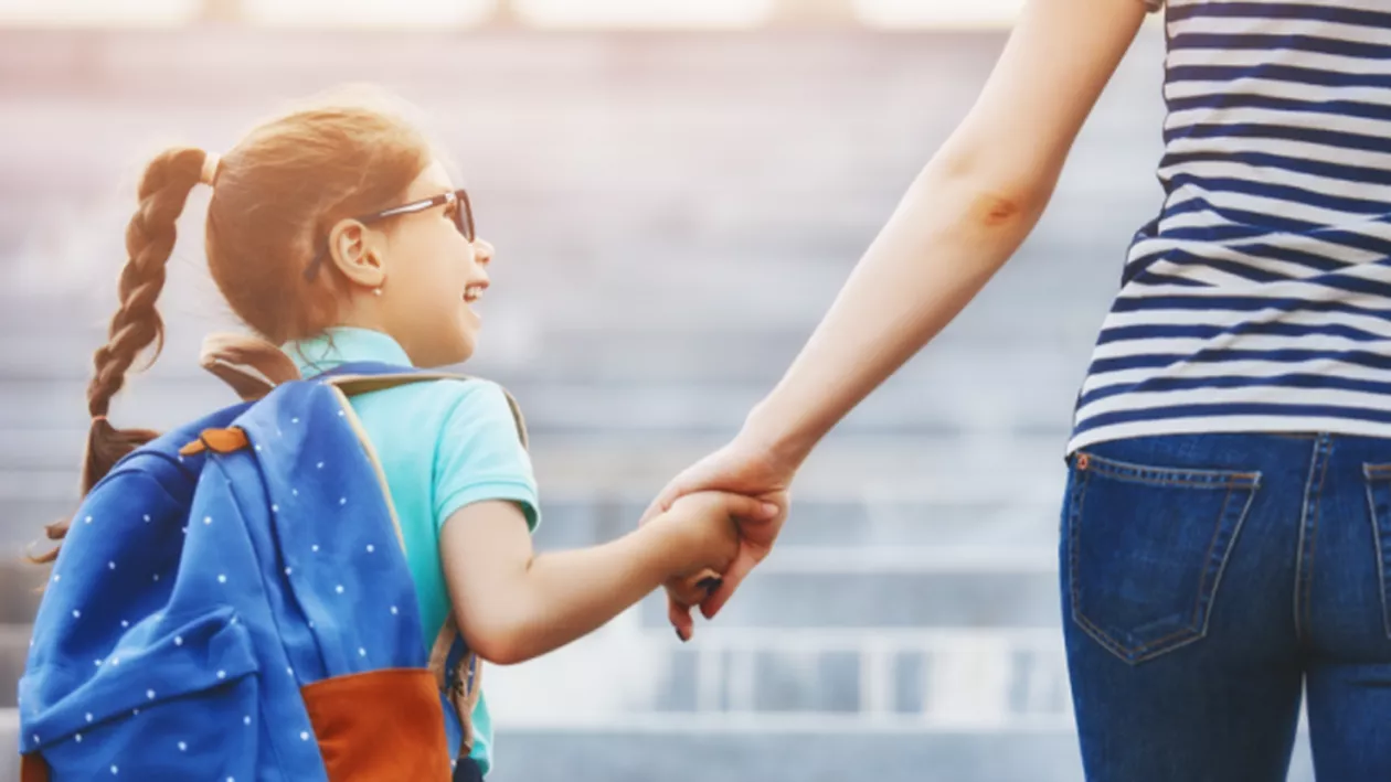 Se schimbă vârsta de pensionare în România: Anunțul șoc pentru mame, ce se întâmplă acum e fără precedent!