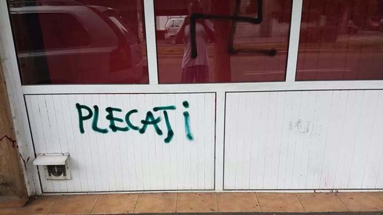 Sediul PSD Sector 2, vandalizat: Ce mesaje au apărut pe imobil (FOTO, VIDEO)