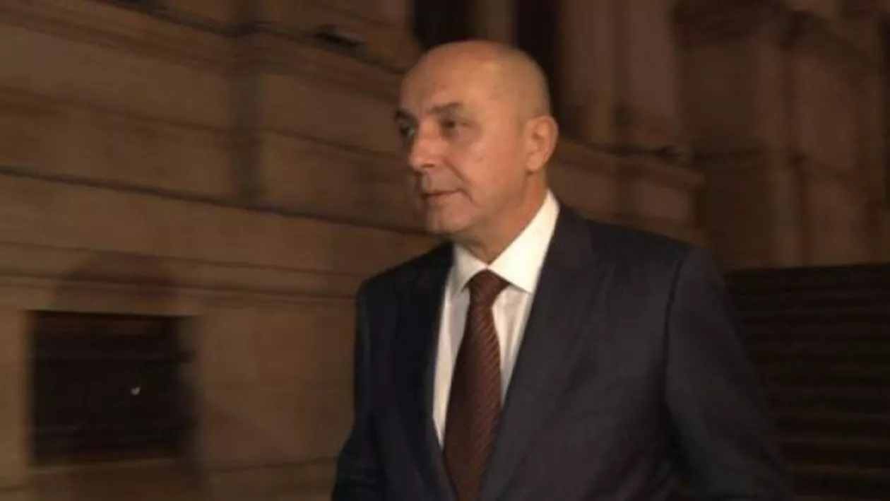 Ministerul Finanțelor cere restituirea terenului pentru care Puiu Popoviciu a fost condamnat la 7 ani de închisoare