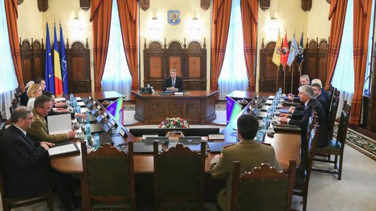 Klaus Iohannis şi Viorica Dăncilă, faţă în faţă cu ocazia şedinţei Consiliului Suprem de Apărare a Ţării (FOTO)