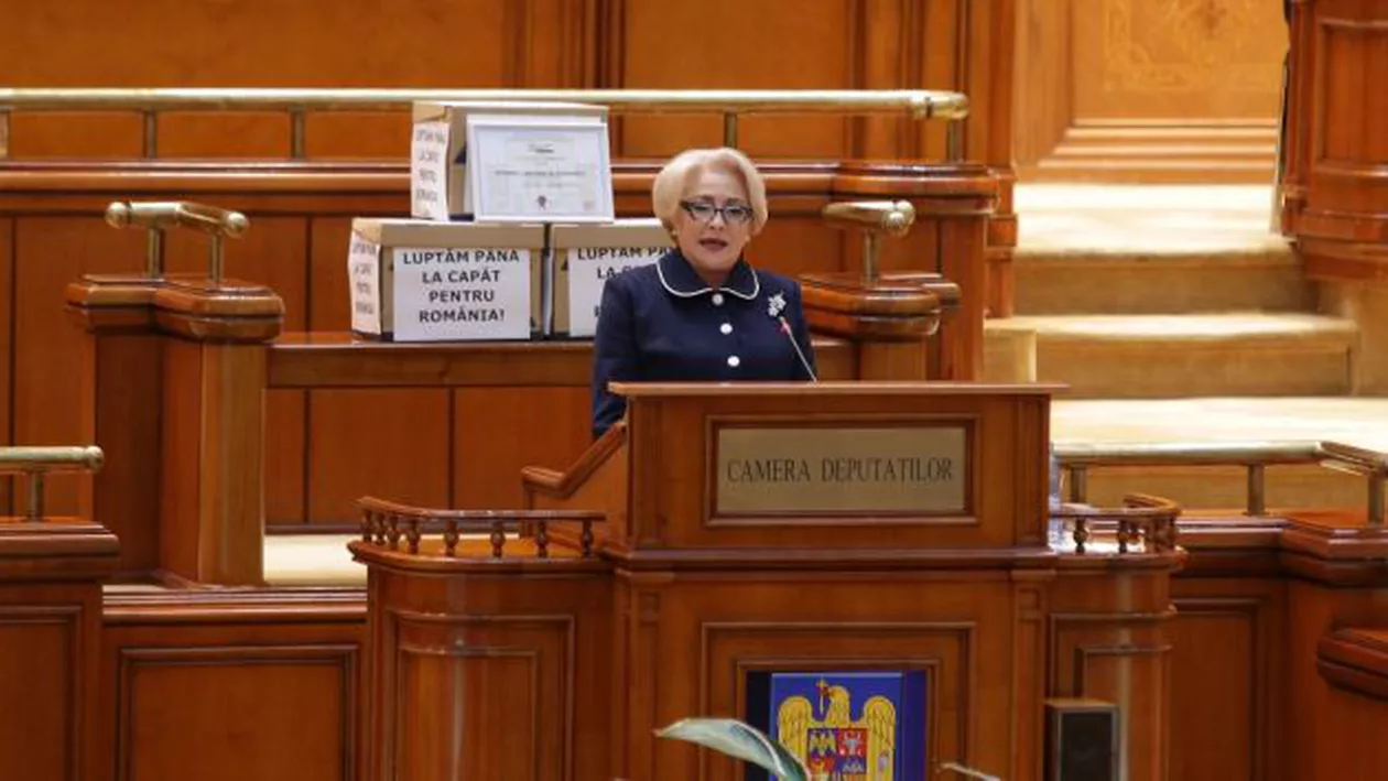 Viorica Dăncilă, GAFĂ DUPĂ GAFĂ: Banca „Monetară” a apreciat performanțele Guvernului (VIDEO)
