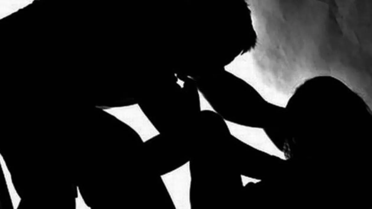 CUTREMURĂTOR! A vrut să se sinucidă, după ce a fost violată de un PRIMAR! DETALII ȘOCANTE