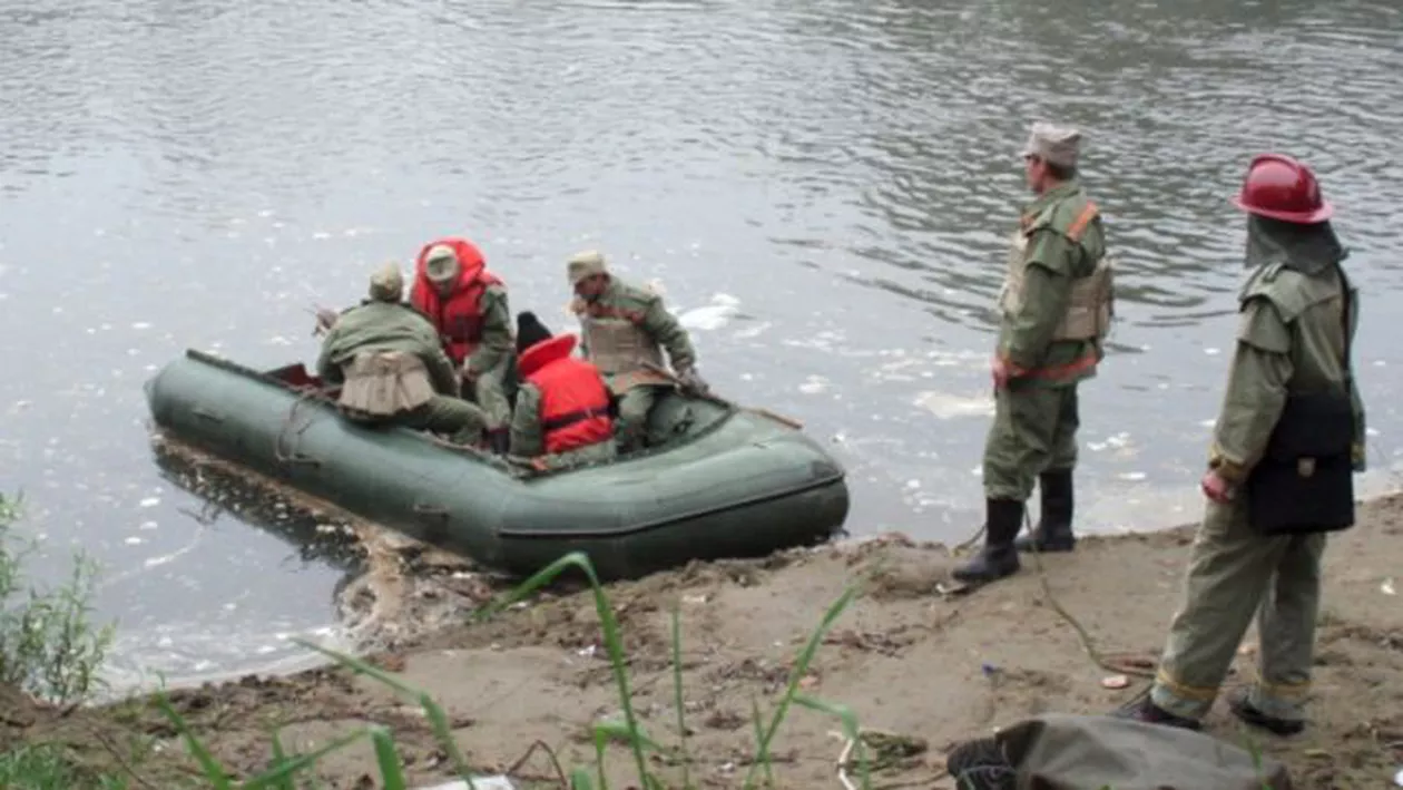 Neamț: Un bărbat a dispărut în apele râului Cuejdi