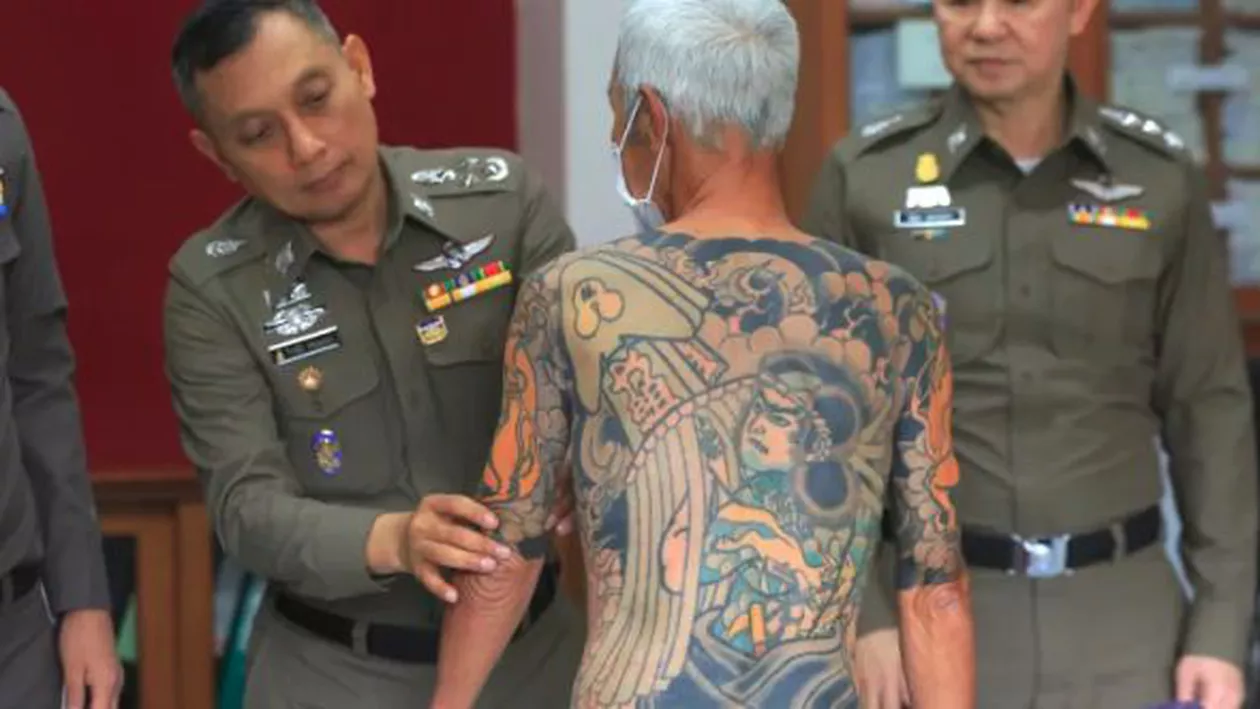 Membrii temutului clan Yakuza au ajuns să fure... pepeni