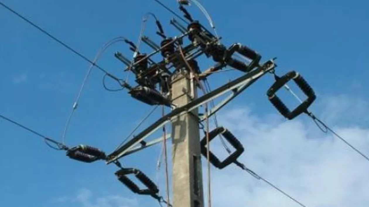 Constanța: Un electrician a murit pe un stâlp din Nicolae Bălcescu