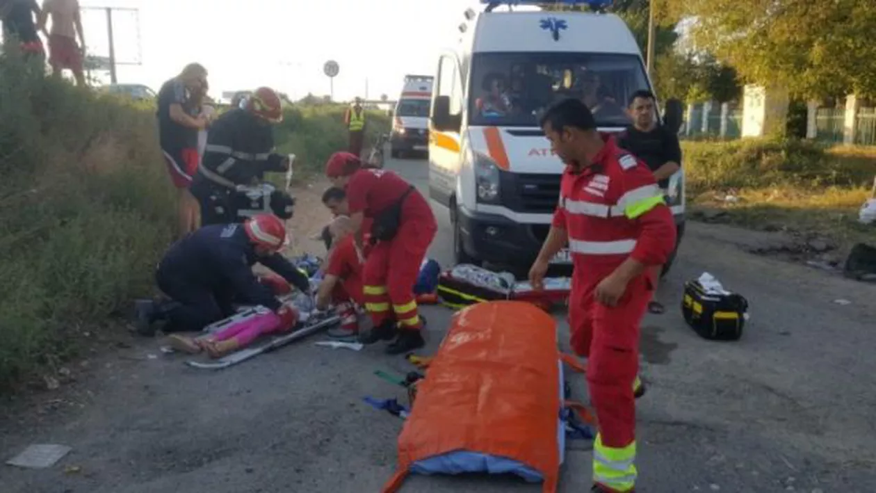 TRAGEDIE pe litoral: Un șofer BEAT a intrat cu mașina într-un grup de turiști. 7 victime, din care 4 sunt copii (FOTO, VIDEO)