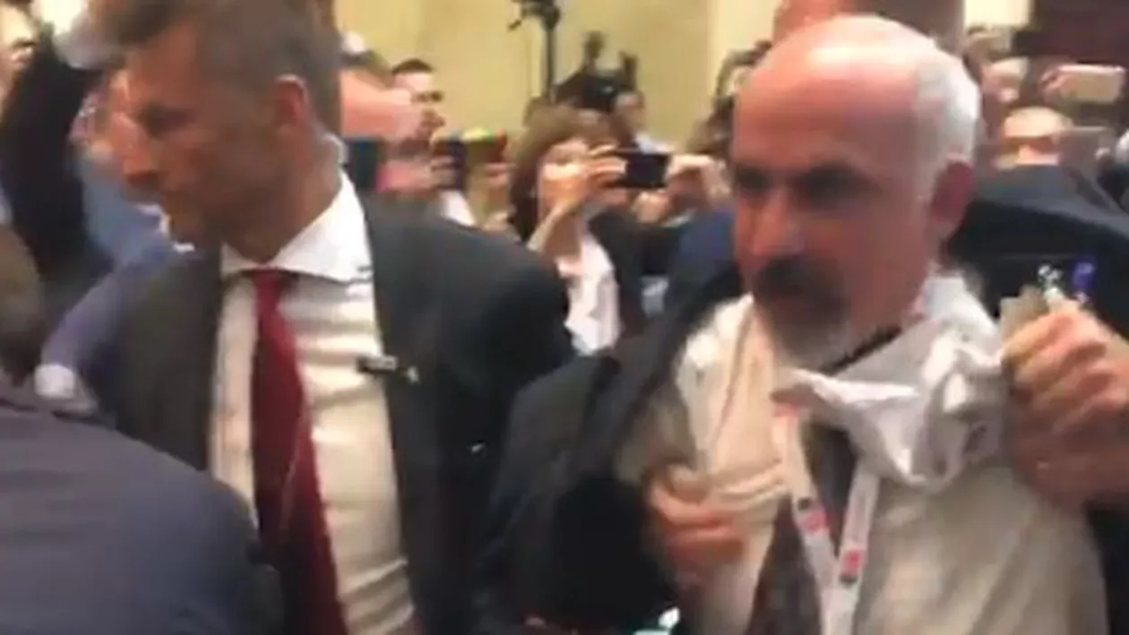 Incident la conferința de presă Trump - Putin. Agenții de securitate au intervenit de urgență (VIDEO)