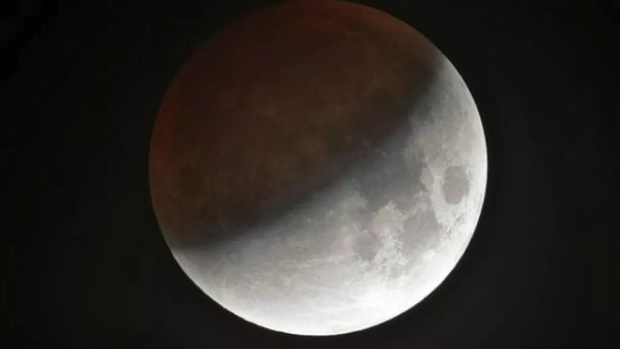 Ce efecte are eclipsa de lună din 27 iulie asupra noastră