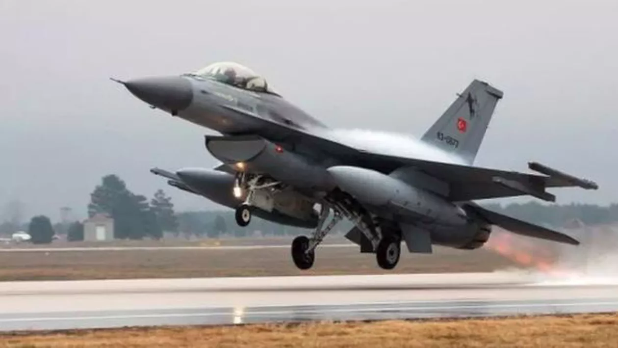 Noi achiziţii în apărare: Alte 5 avioane de tip F-16 ar urma să intre în dotarea forţelor armate române