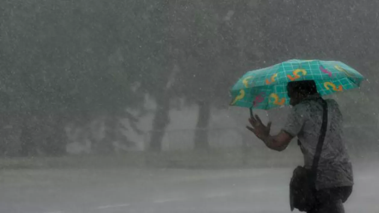 Ploile revin în forţă: În ce zonă au anunţat meteorologii fenomene meteorologice extreme