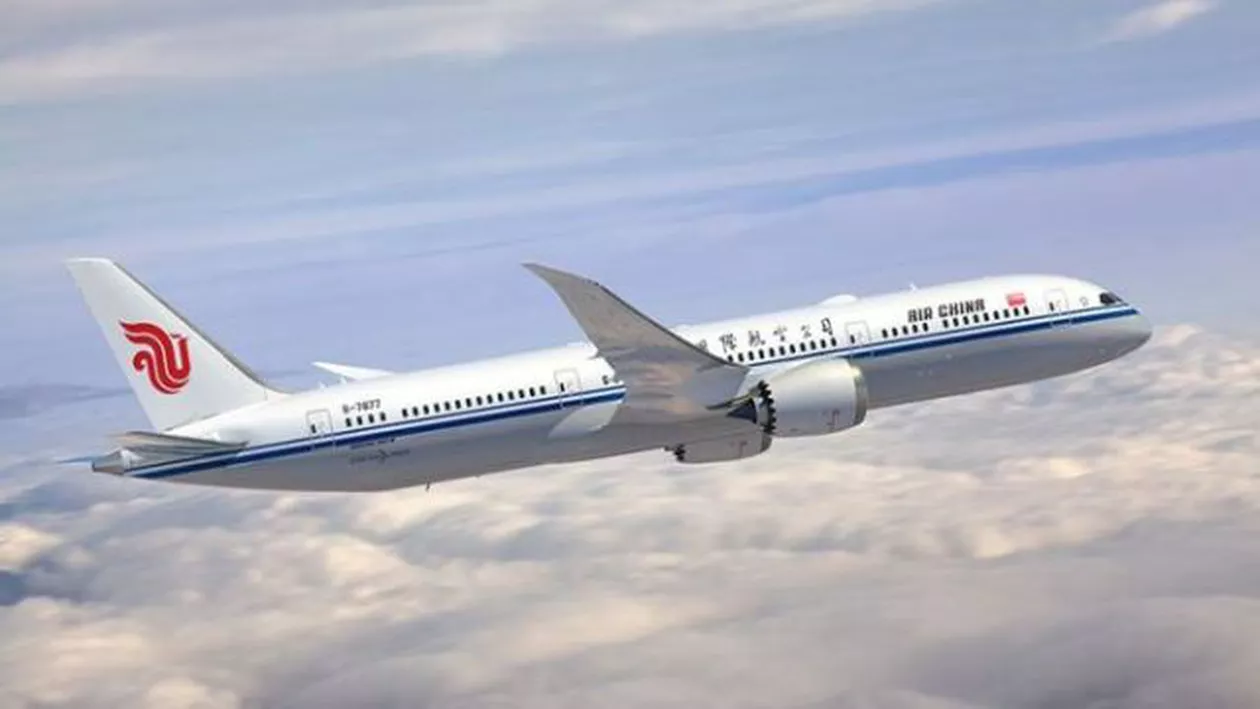 Un avion care zbura de la Paris la Beijing a fost întors din drum din cauza unor 'informații teroriste'