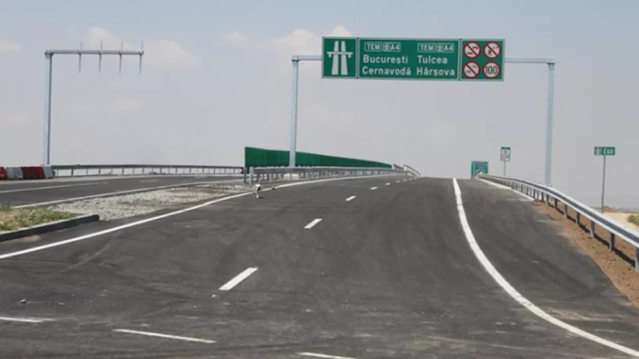 ACCIDENT GRAV pe Autostrada Soarelui: Victimă preluată de elicopterul SMURD. Circulația este BLOCATĂ (FOTO)