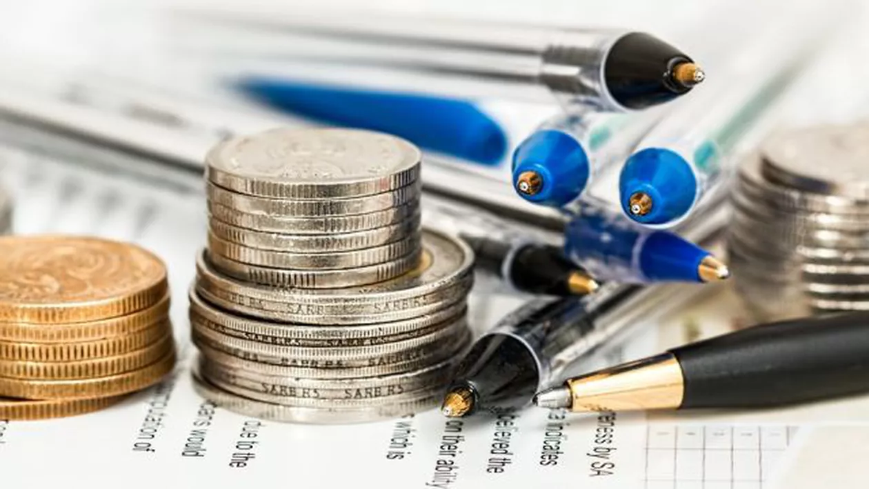 Cu PAŞI RAPIZI spre COLAPS! Deficitul bugetar s-a DUBLAT în primele 6 luni şi a ajuns la 1,61% din PIB