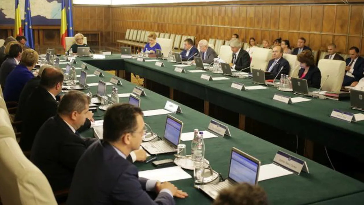 Ședință de ultim moment la Guvern: Viorica Dăncilă a convocat mai mulți miniștri la Palatul Victoria 