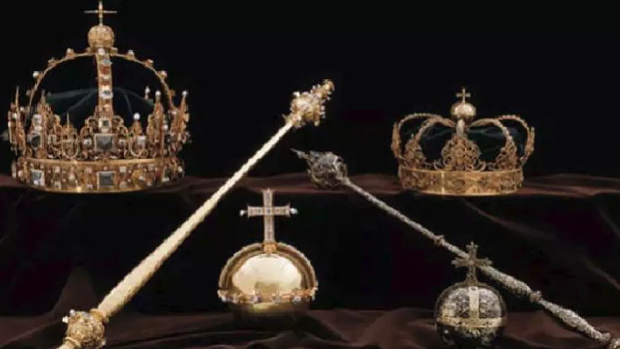 Jaf de proporții la Casa Regală: S-au furat două coroane vechi de sute de ani. Autoritățile sunt în alertă 