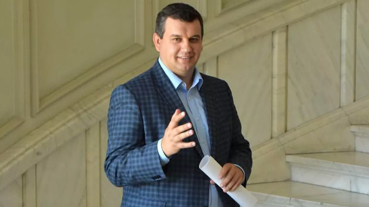 Eugen Tomac îi cere lui Paul Stănescu să îl demită pe bugetarul care i-a făcut pe românii din Diaspora 'hoţi' şi 'curve'