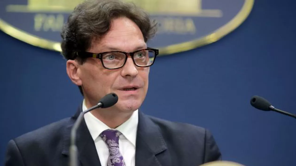 Guvernul gafelor: Ministrul Culturii, discurs cu BÂLBE și GREȘELI DE EXPRIMARE. Ce cuvânt i-a dat cele mai multe bătăi de cap (VIDEO)