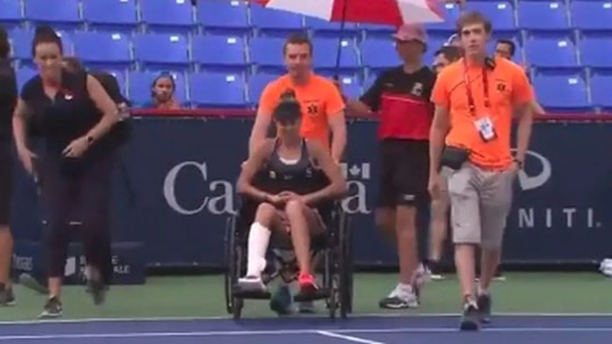 Accidentare horror suferită de Mihaela Buzărnescu: A părăsit terenul în scaun cu rotile (VIDEO)